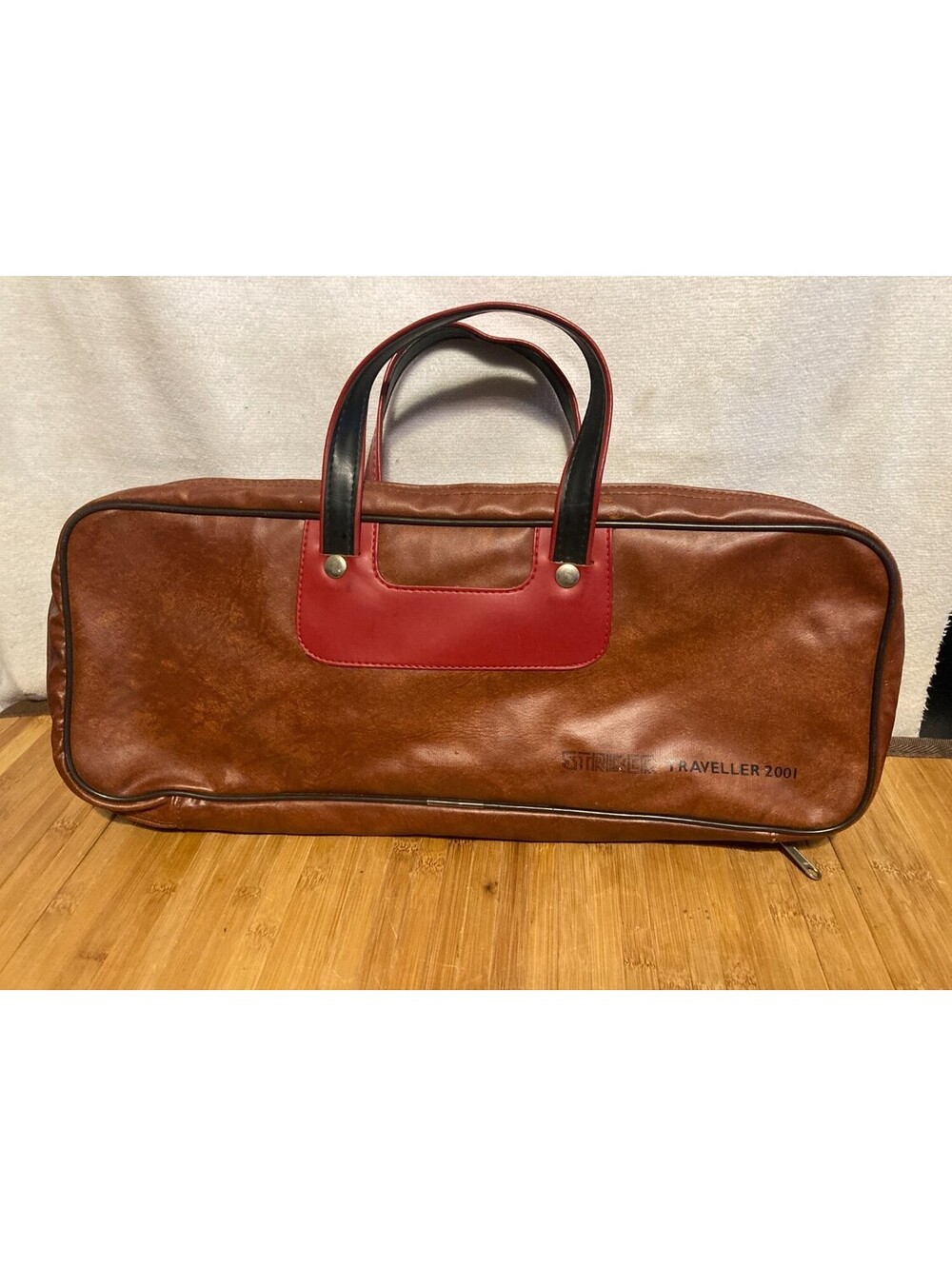 Vintage Striker Traveller 2001 Portable Travel Bar Case Brown 2001